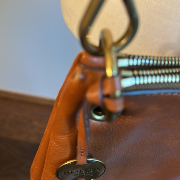Margot Tan Leather Crossbody Bag - Picture 7 of 15